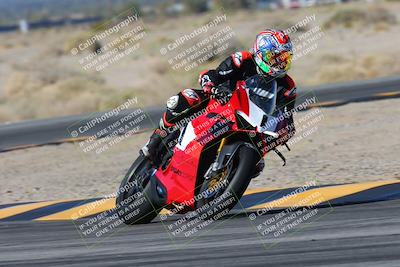 media/Feb-03-2024-SoCal Trackdays (Sat) [[767c60a41c]]/3-Turn 4 (1020am)/